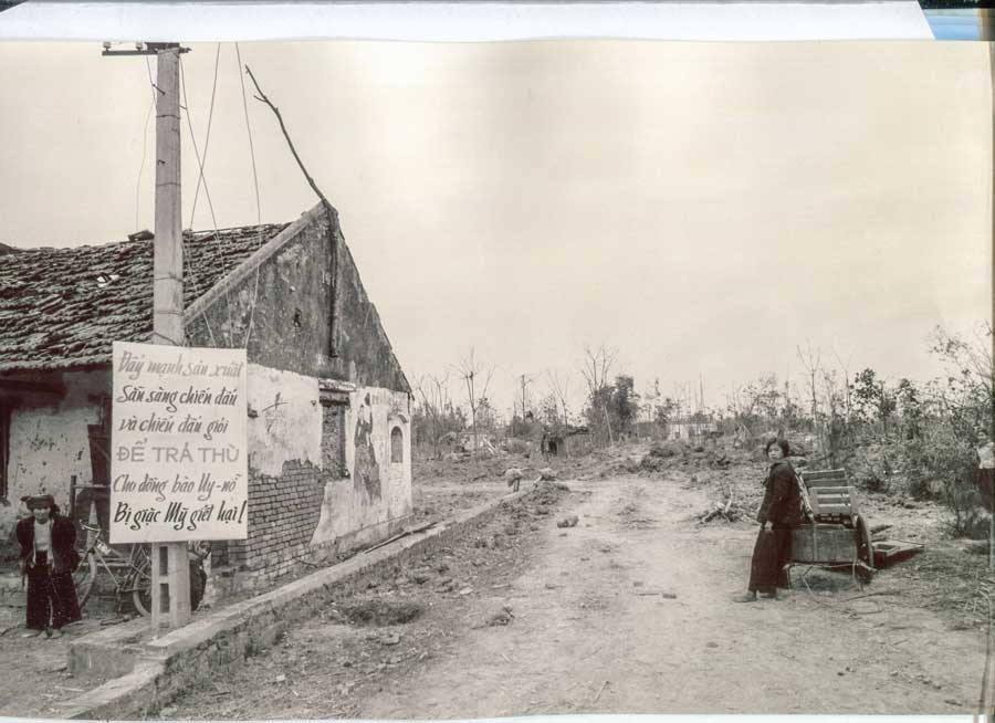 Xã Uy Nỗ, Huyện Đông Anh bị rải bom huỷ diệt