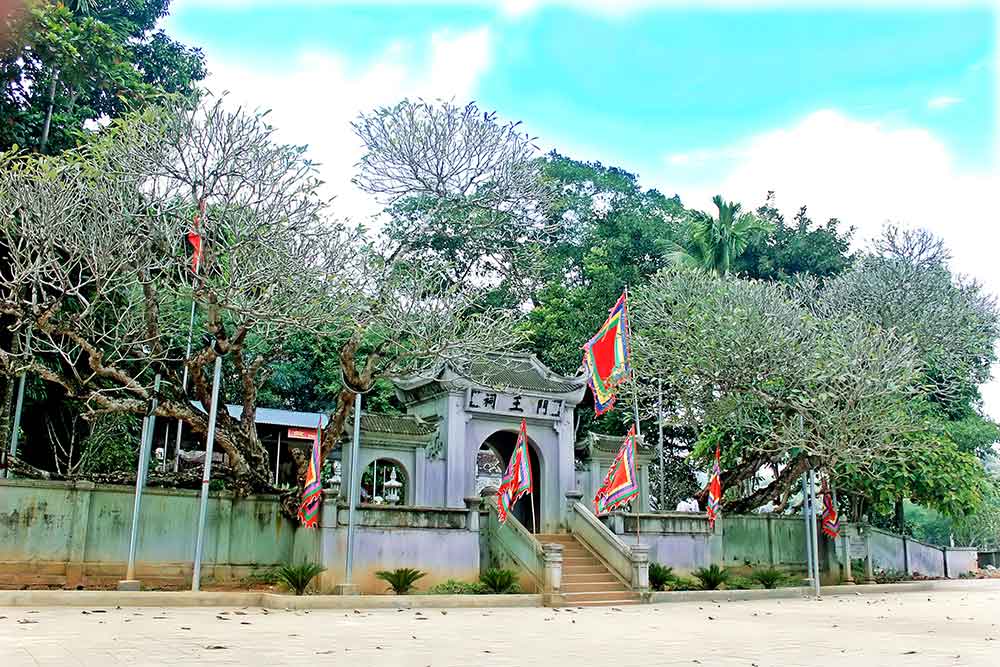 den-tho-trung-tuc-vuong-le-lai