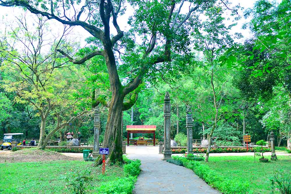 khuon-vien-lang-le-thai-to